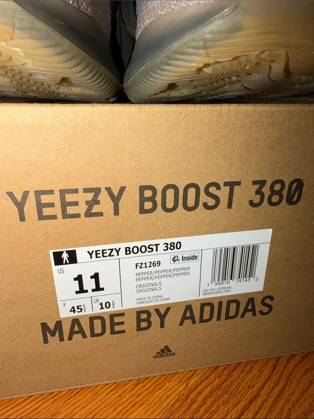 Adidas  Men’s Yeezy Boost 380  Size US 11
